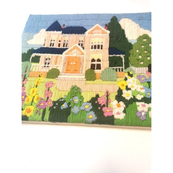 Embroidered Homestead Scenes Pair Crewel Wool Needlepoint Vintage - Picture 3 of 16